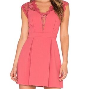 BCBGeneration Coral Lace Mini Dress NWT Fit Flare BCBG Pleated Orange Dress Sz 4